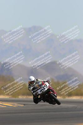 media/Apr-09-2023-SoCal Trackdays (Sun) [[333f347954]]/Turn 14 (1015am)/